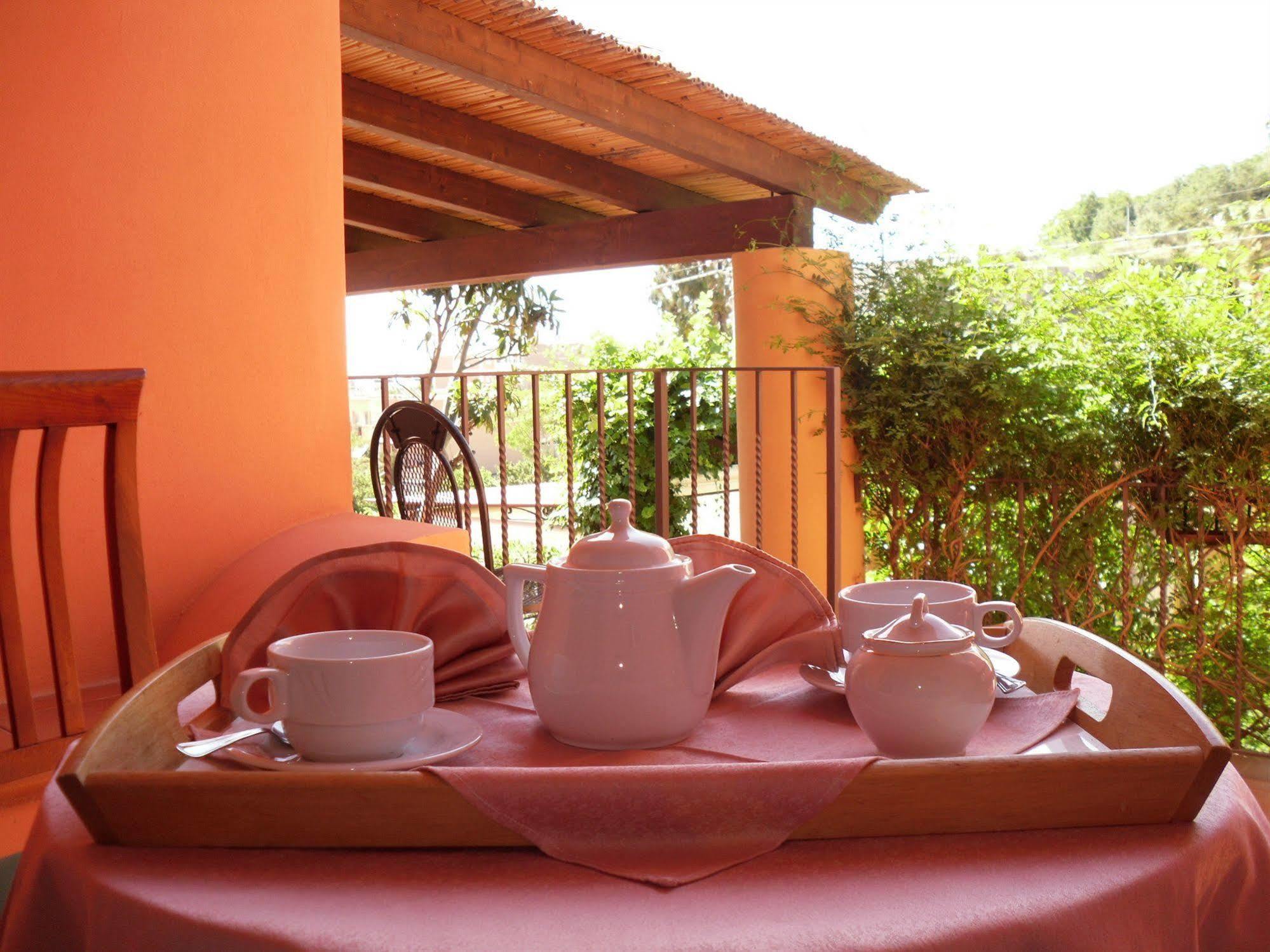 Hotel Villa Cute - Hvc Lipari  Exterior foto